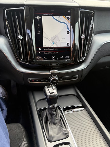 Volvo XC60 4 of 5