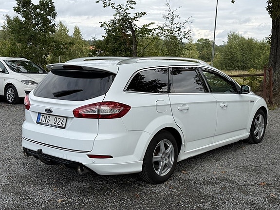 Ford Mondeo 4 of 22