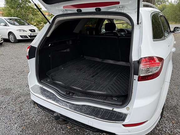 Ford Mondeo 21 of 22