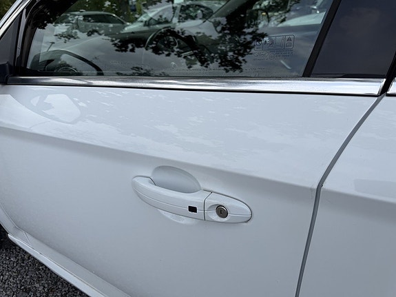 Ford Mondeo 9 of 22