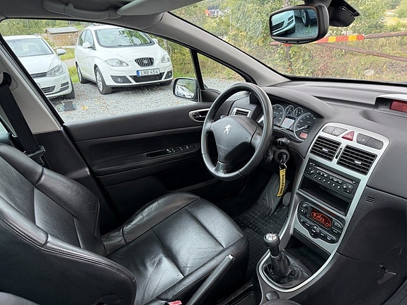 Peugeot 307 13 of 22