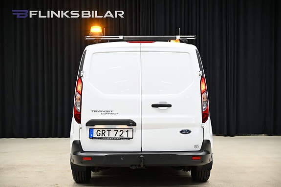 Ford Transit Connect 13 of 28