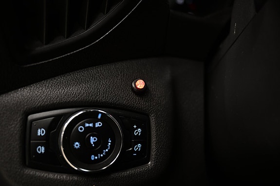 Ford Transit Connect 25 of 28
