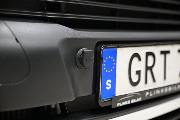 Ford Transit Connect 12 of 28
