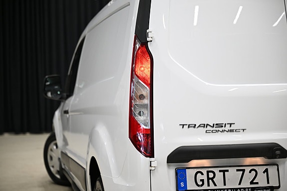 Ford Transit Connect 14 of 28