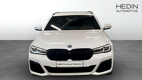 BMW 530e 8 of 9