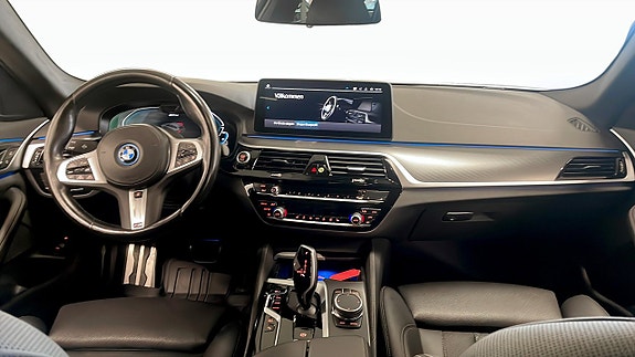 BMW 530e 4 of 9