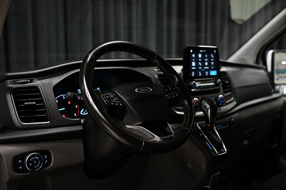 Ford Transit Custom 16 of 29