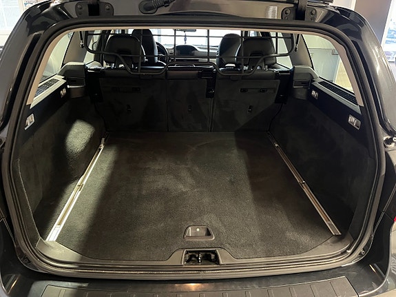 Volvo V70 9 of 9