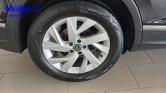 Volkswagen Tiguan 5 of 27