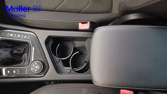 Volkswagen Tiguan 24 of 27