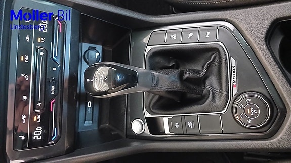 Volkswagen Tiguan 23 of 27