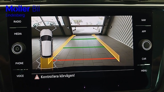 Volkswagen Tiguan 27 of 27