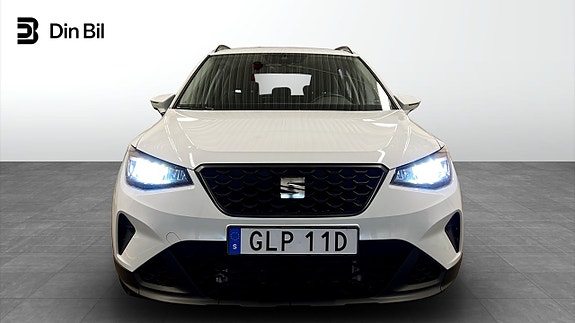 Seat Arona 4 of 18