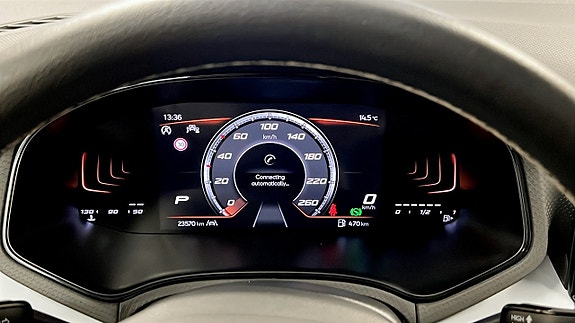 Seat Arona 17 of 18