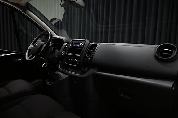 Renault Trafic 27 of 28