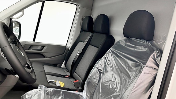 Volkswagen Crafter 8 of 12