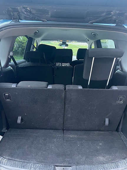 Mazda 5 8 of 11
