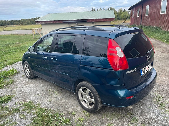 Mazda 5 2 of 11