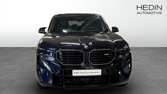 BMW XM 8 of 9