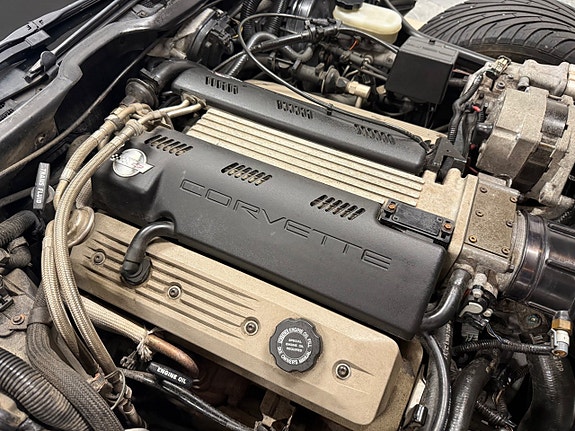 Chevrolet Corvette 24 of 24