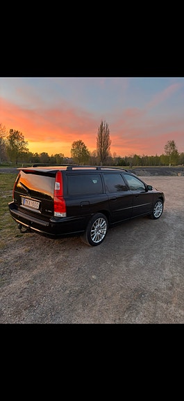 Volvo V70 5 of 6