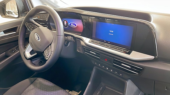 Ford Transit Connect 4 of 12