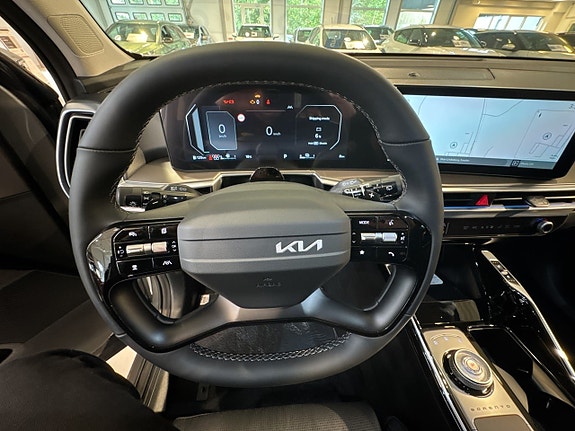 Kia Sorento 15 of 25