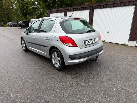 Peugeot 207 4 of 5