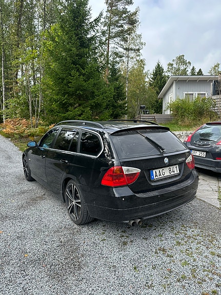 BMW 325i 6 of 8