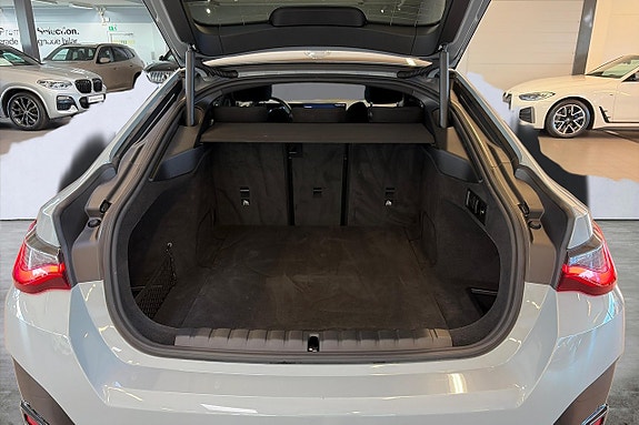 BMW i4 13 of 21