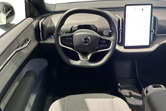 Volvo EX30 9 of 21