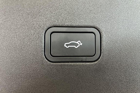 Volvo EX30 18 of 21