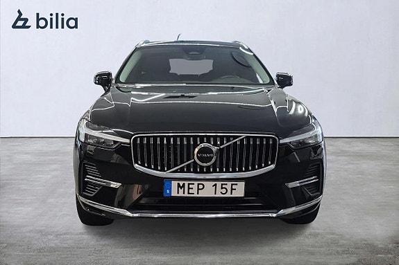 Volvo XC60 2 of 22