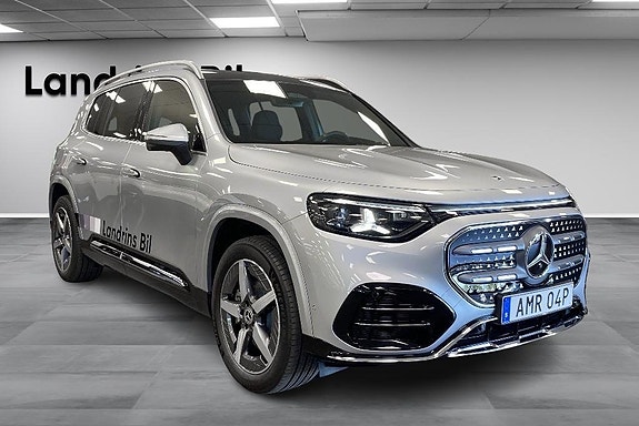 Mercedes-Benz GLB250+ 3 of 14