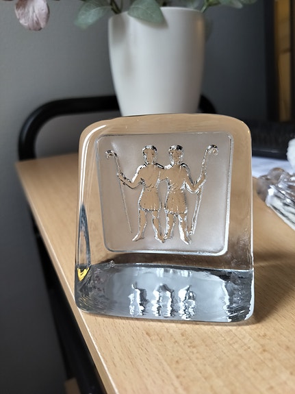 Product image 1 of 6