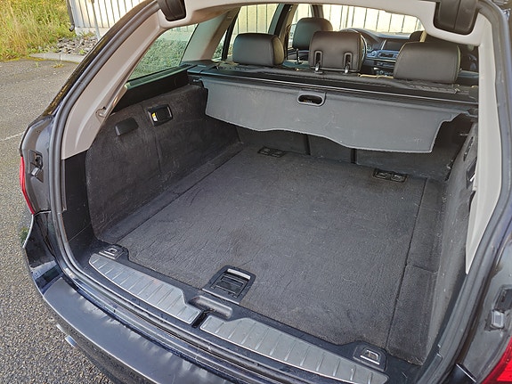 BMW 520d 12 of 16