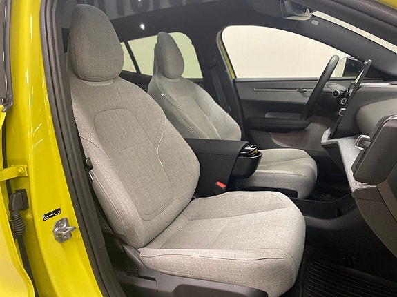 Volvo EX30 12 of 27