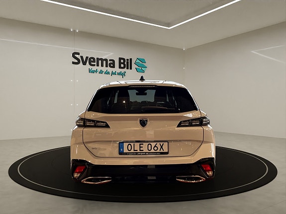 Peugeot 308 SW 6 of 11