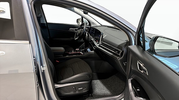 Kia Sportage 3 of 12