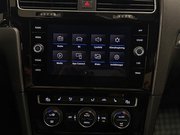 Volkswagen Golf I 24 of 27