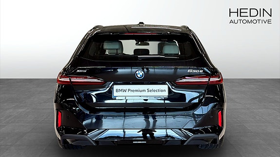 BMW 530e 7 of 9