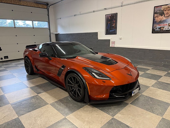 Chevrolet Corvette 3 of 30