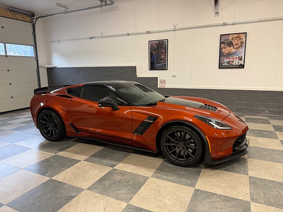 Chevrolet Corvette 4 of 30