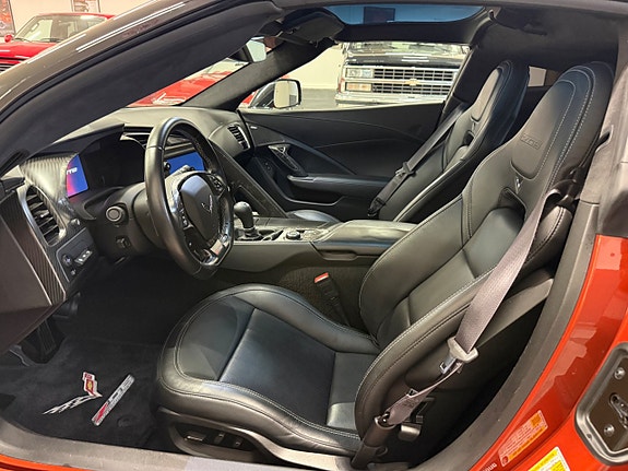 Chevrolet Corvette 28 of 30