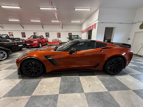 Chevrolet Corvette 8 of 30