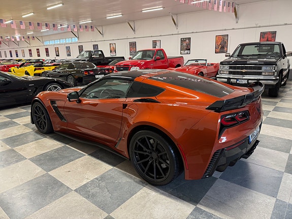 Chevrolet Corvette 9 of 30