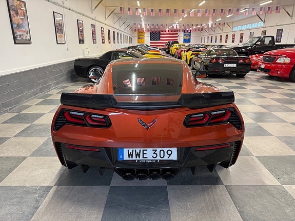 Chevrolet Corvette 11 of 30