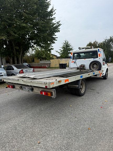 Ford Transit 4 of 9