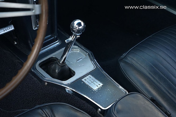 Chevrolet Corvette 14 of 22